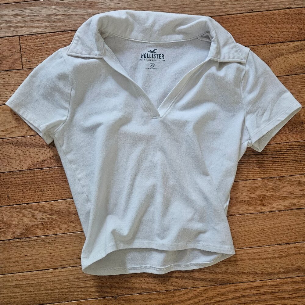 Hollister shirt, size XS Like brand new